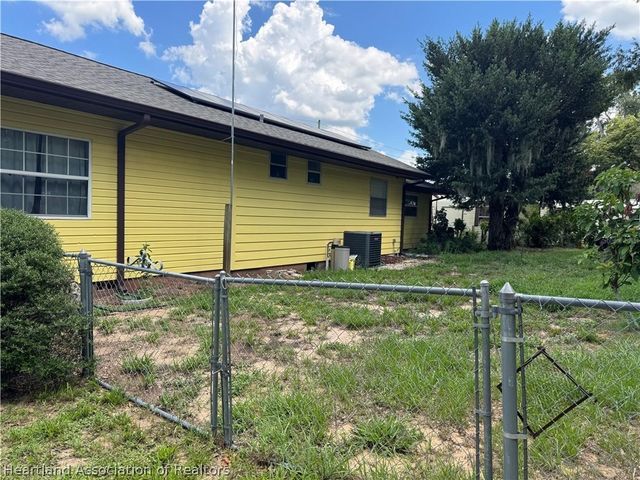 398 Virginia Street, Frostproof, FL 33843
