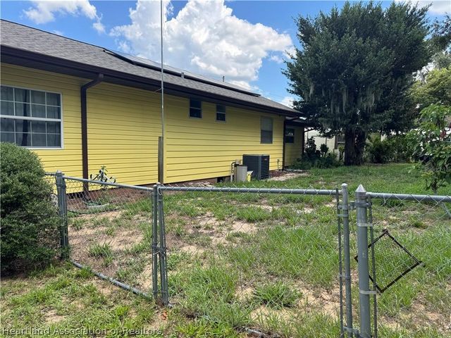 398 Virginia Street, Frostproof, FL 33843