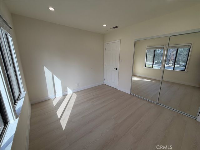 3357 Honolulu Avenue, La Crescenta, CA 91214