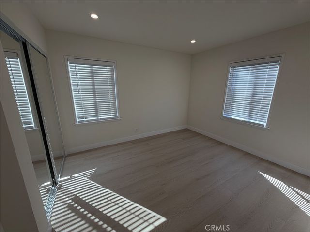 3357 Honolulu Avenue, La Crescenta, CA 91214