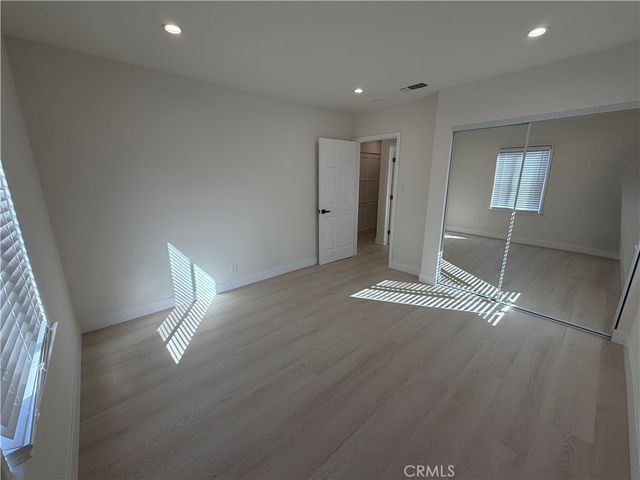 3357 Honolulu Avenue, La Crescenta, CA 91214