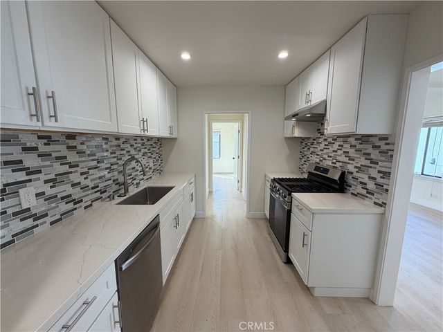 3357 Honolulu Avenue, La Crescenta, CA 91214