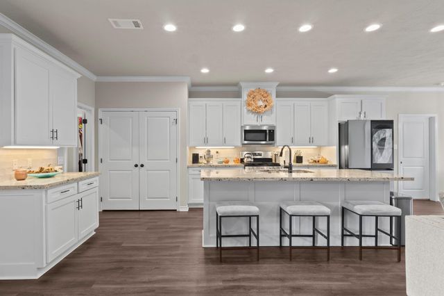 2175 Willowglen Drive, Beaumont, TX 77707