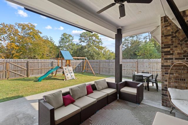 2175 Willowglen Drive, Beaumont, TX 77707