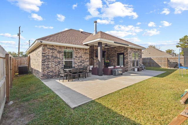 2175 Willowglen Drive, Beaumont, TX 77707