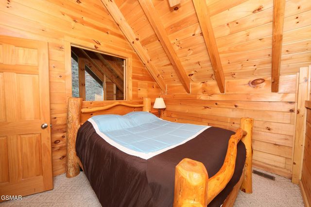 3030 Brothers Way, Sevierville, TN 37876