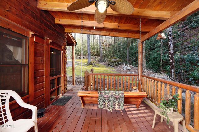 3030 Brothers Way, Sevierville, TN 37876