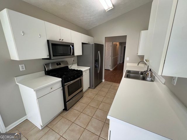 3770 Oak Park Drive, Suwanee, GA 30024