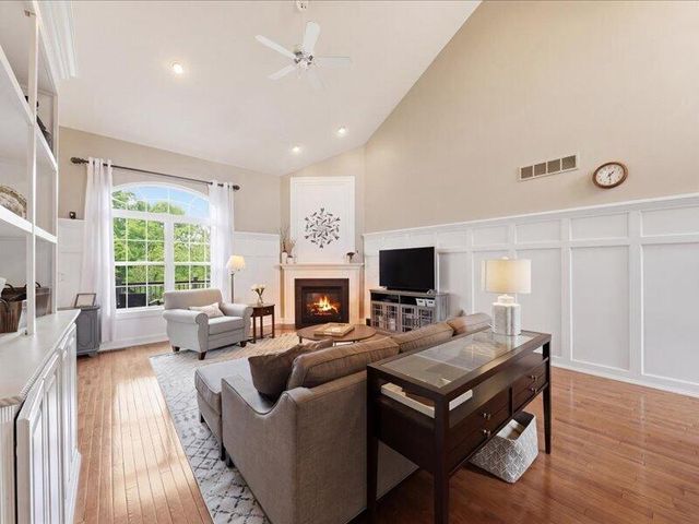 9526 Harpers Ferry Drive, Florence, KY 41042