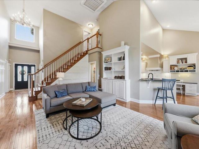 9526 Harpers Ferry Drive, Florence, KY 41042