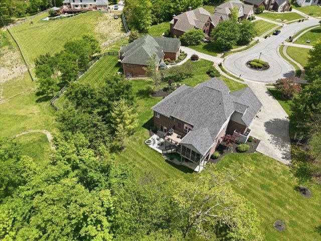 9526 Harpers Ferry Drive, Florence, KY 41042