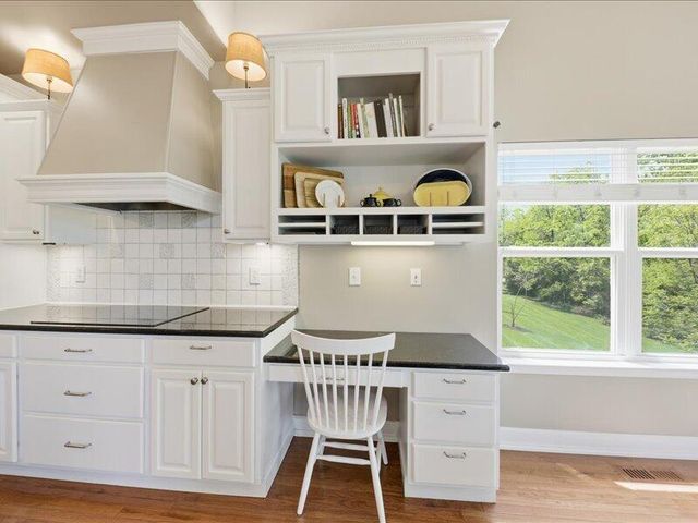 9526 Harpers Ferry Drive, Florence, KY 41042