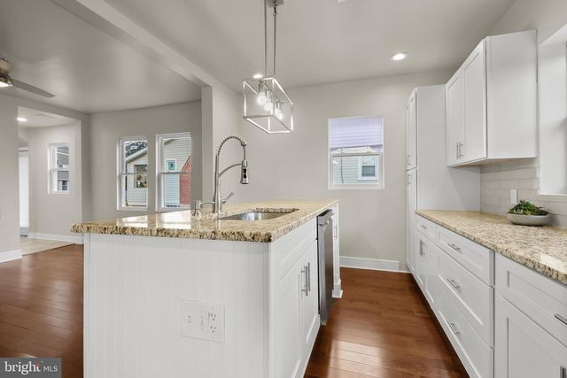 5403 HAMLET AVE, Baltimore, MD 21214