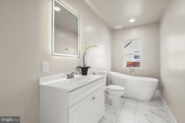 5403 HAMLET AVE, Baltimore, MD 21214