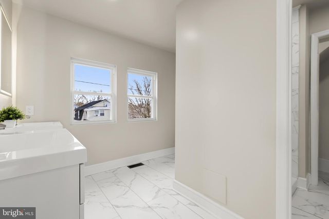 5403 HAMLET AVE, Baltimore, MD 21214