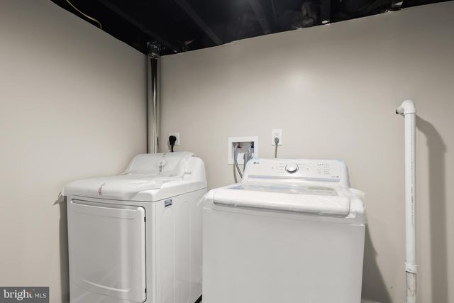 5403 HAMLET AVE, Baltimore, MD 21214