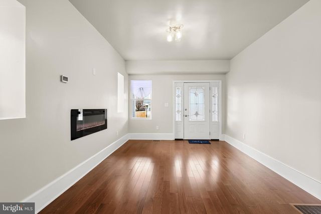 5403 HAMLET AVE, Baltimore, MD 21214