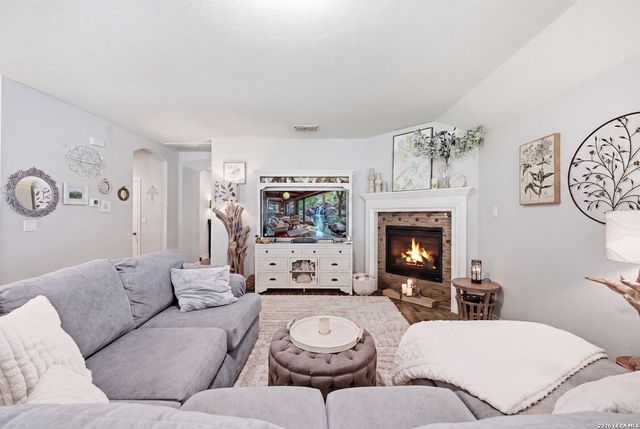 2283 OAK RUN PKWY, New Braunfels, TX 78132