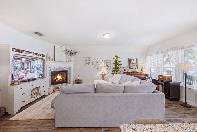 2283 OAK RUN PKWY, New Braunfels, TX 78132