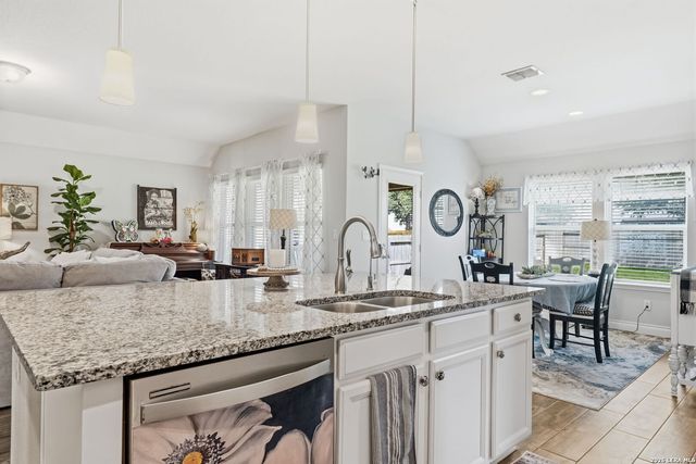 2283 OAK RUN PKWY, New Braunfels, TX 78132