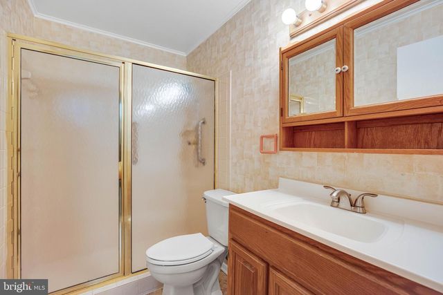 301 INGLESIDE DR, Fredericksburg, VA 22405