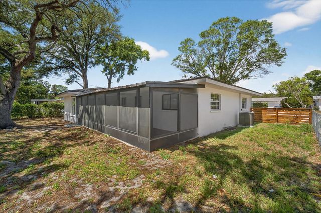 1465 PARKWOOD STREET, Clearwater, FL 33755
