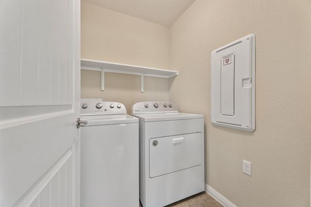 711 Kitty Hawk RD, Georgetown, TX 78633