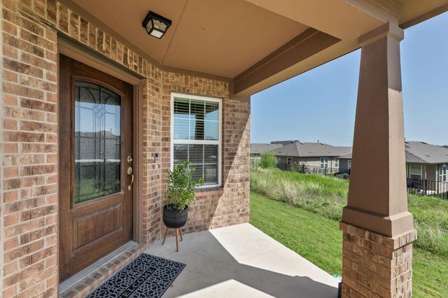 711 Kitty Hawk RD, Georgetown, TX 78633