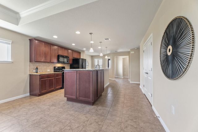 711 Kitty Hawk RD, Georgetown, TX 78633