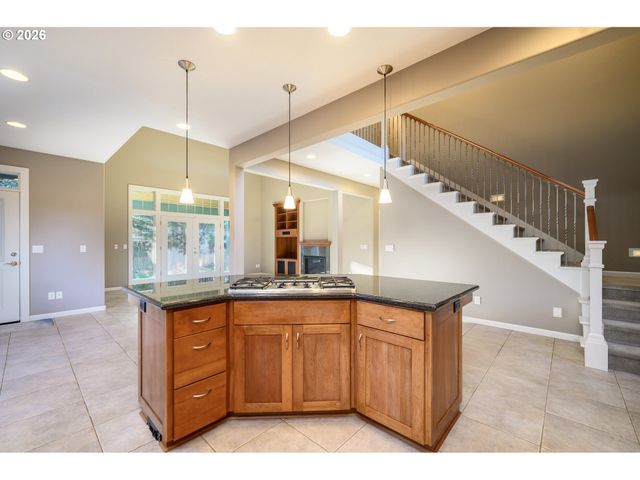 1924 Nw WALLACE Rd, Mc Minnville, OR 97128