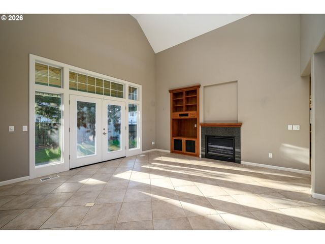 1924 Nw WALLACE Rd, Mc Minnville, OR 97128