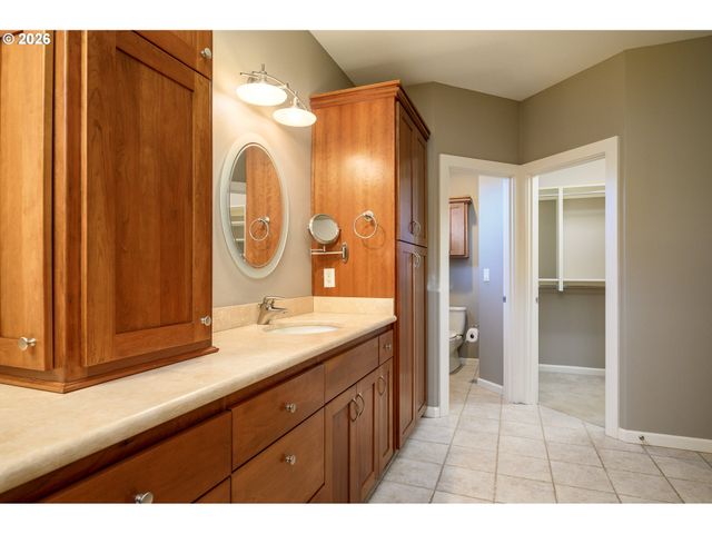 1924 Nw WALLACE Rd, Mc Minnville, OR 97128