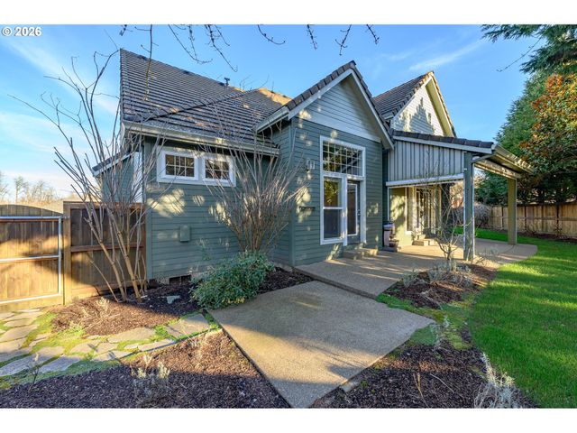 1924 Nw WALLACE Rd, Mc Minnville, OR 97128