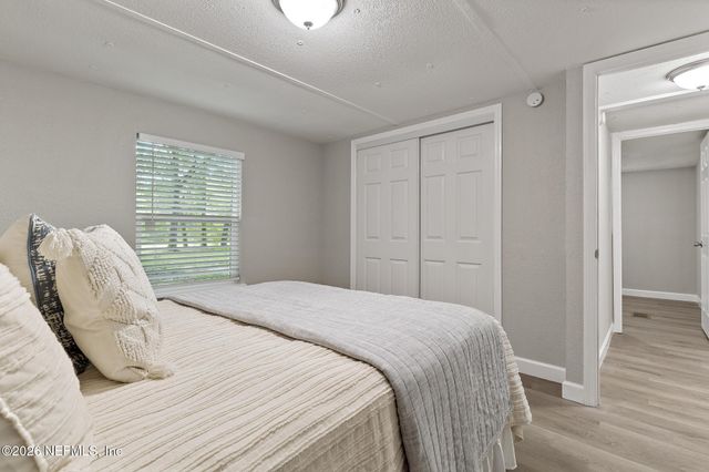 5990 FRANCINE Drive, Jacksonville, FL 32234