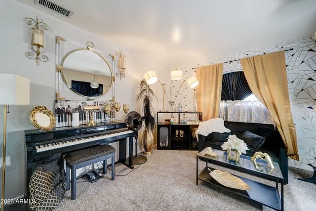 2744 S RAVEN --, Mesa, AZ 85209