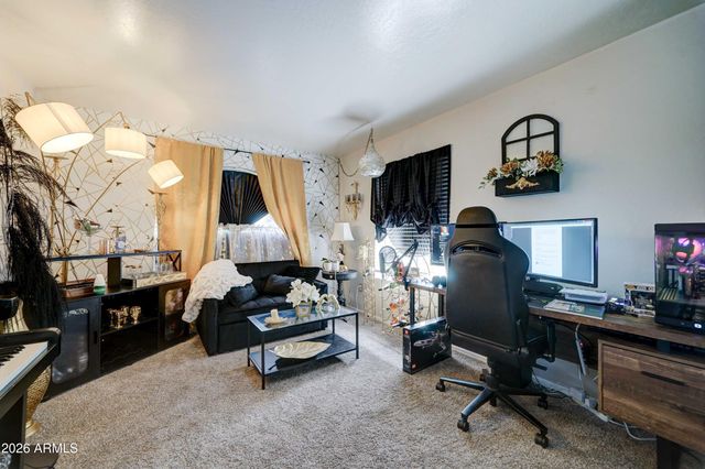 2744 S RAVEN --, Mesa, AZ 85209