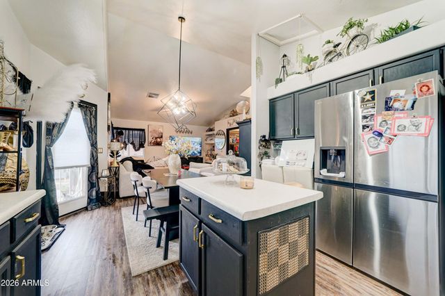 2744 S RAVEN --, Mesa, AZ 85209