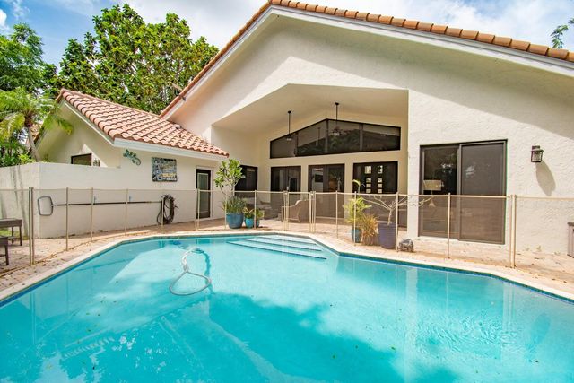 2302 NW 66th Drive, Boca Raton, FL 33496