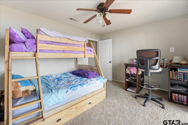 21821 Lakewood Ln, Chandler, TX 75758