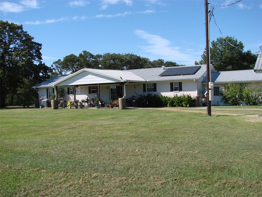 34 Denton Road, Gordonville, TX 76245
