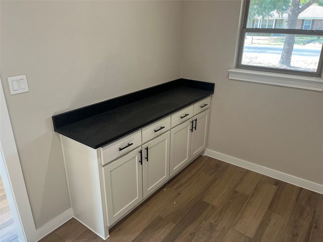 493 W Jefferson Street, Van Alstyne, TX 75495