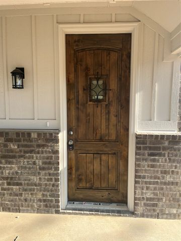 493 W Jefferson Street, Van Alstyne, TX 75495