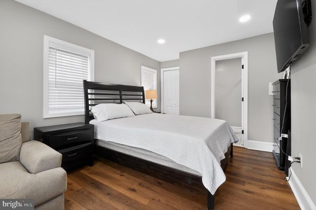 24804 FREDERICK RD, Clarksburg, MD 20871