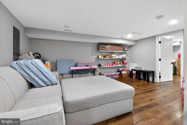 24804 FREDERICK RD, Clarksburg, MD 20871