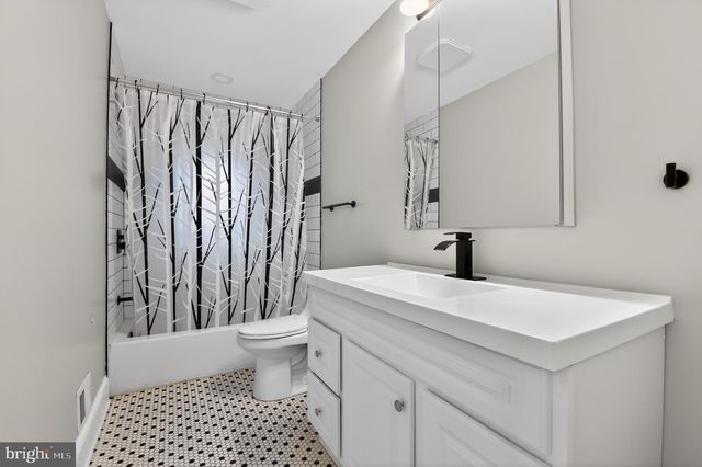 24804 FREDERICK RD, Clarksburg, MD 20871