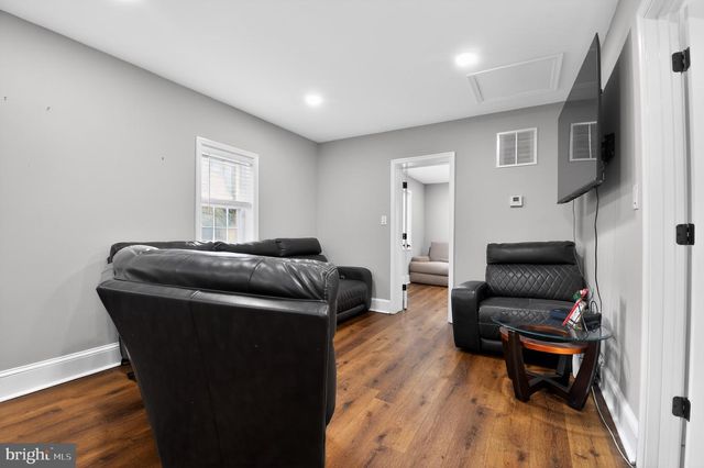 24804 FREDERICK RD, Clarksburg, MD 20871