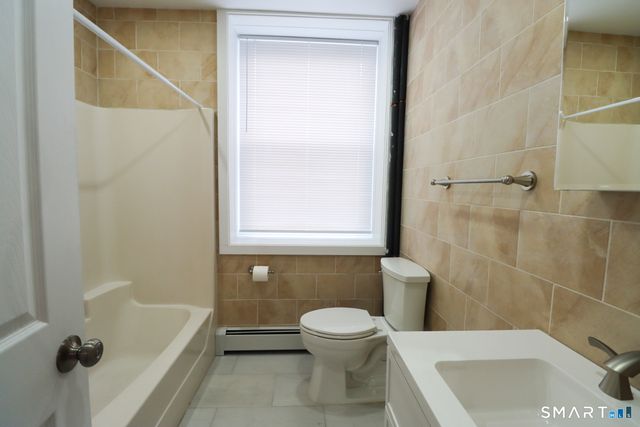 156 Garfield Avenue 12, New London, CT 06320