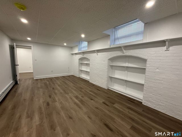 156 Garfield Avenue 12, New London, CT 06320