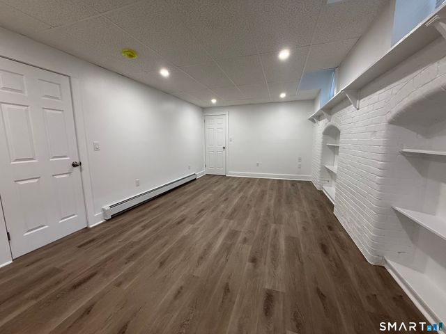 156 Garfield Avenue 12, New London, CT 06320