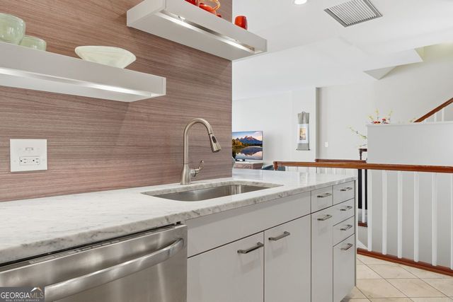 145 15th Street NE 429, Atlanta, GA 30309